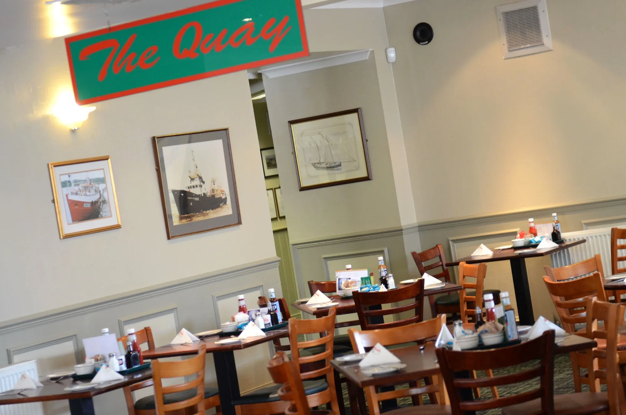 The Ashvale restaurant dining room